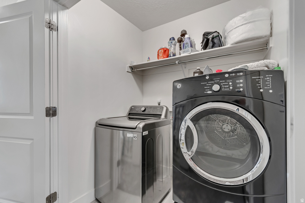 1758 W NEWCASTLE LN Saratoga Springs, UT 84045