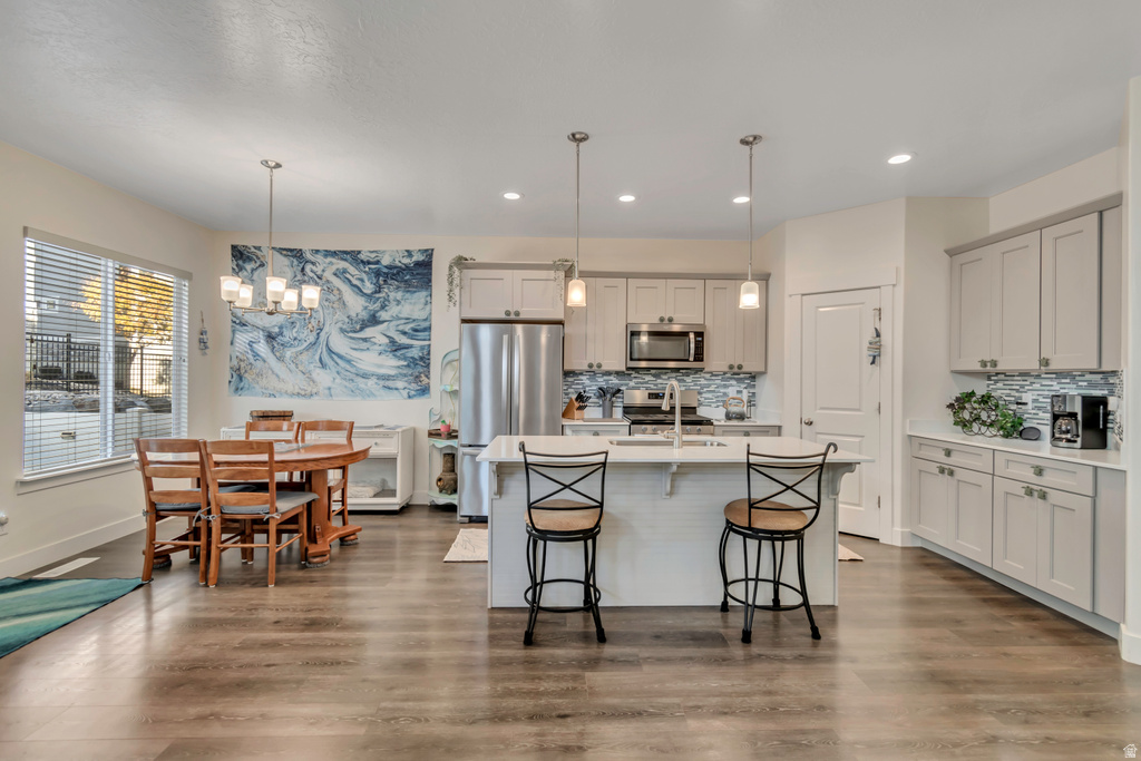 1758 W NEWCASTLE LN Saratoga Springs, UT 84045