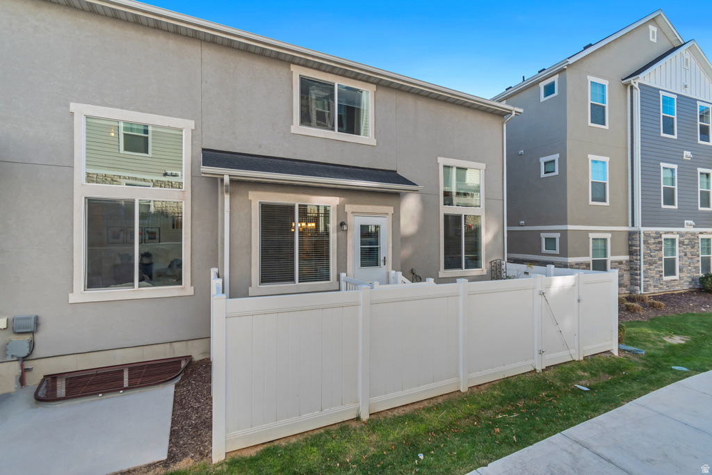 1758 W NEWCASTLE LN Saratoga Springs, UT 84045