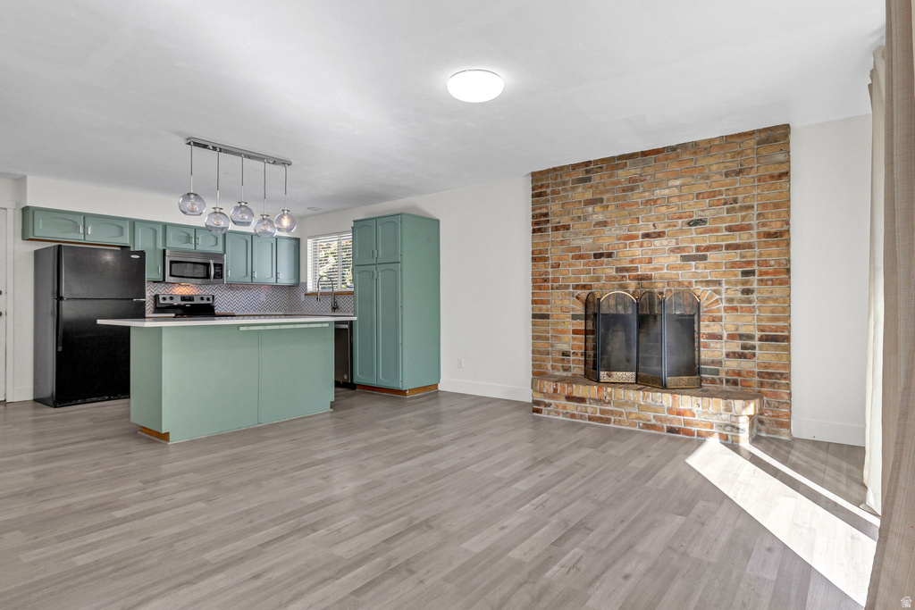 1716 N 1300 W Clinton, UT 84015