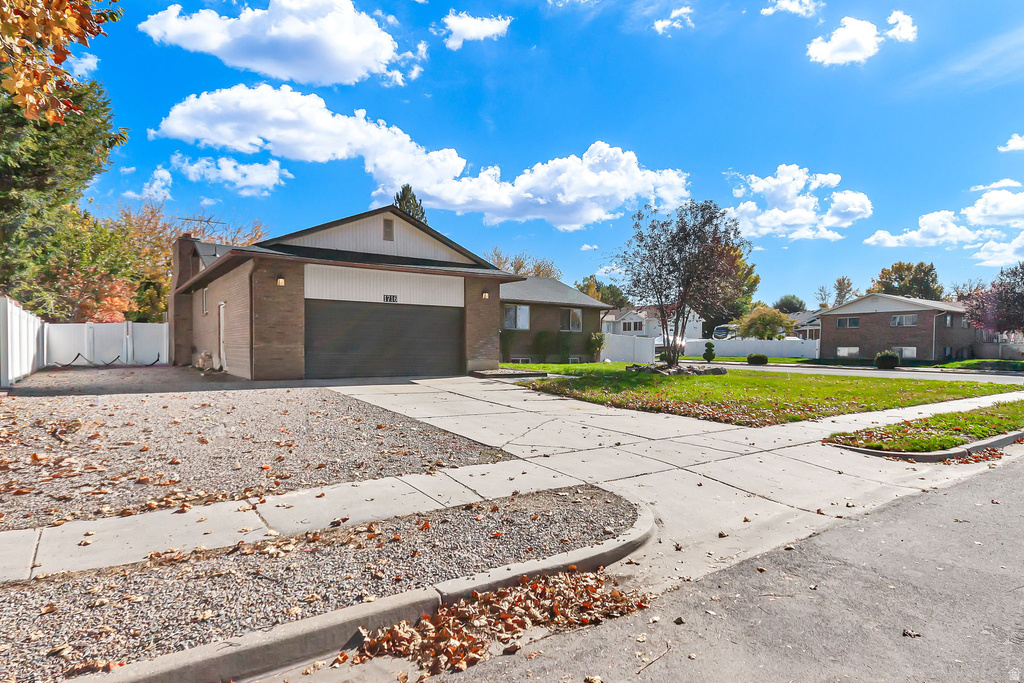 1716 N 1300 W Clinton, UT 84015