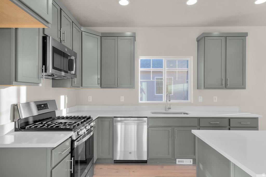 6597 N BALD KNL Eagle Mountain, UT 84005