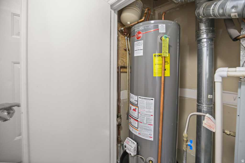 1260 S 1220 W Orem, UT 84058