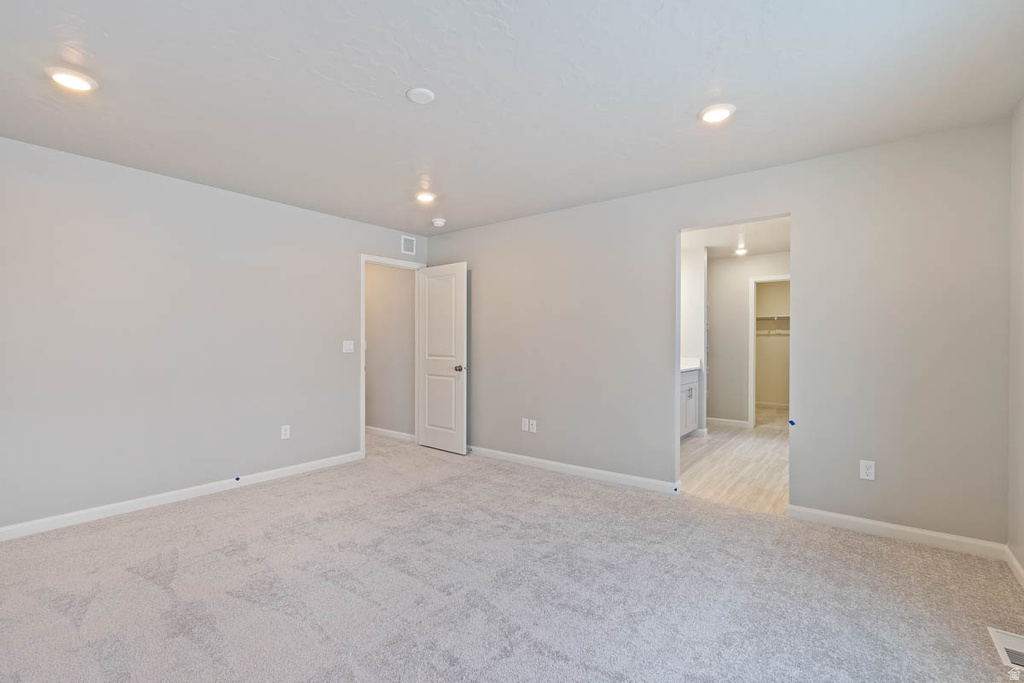 Photo 26 for MLS #2119920 at 39 E Broadway Dr #1039