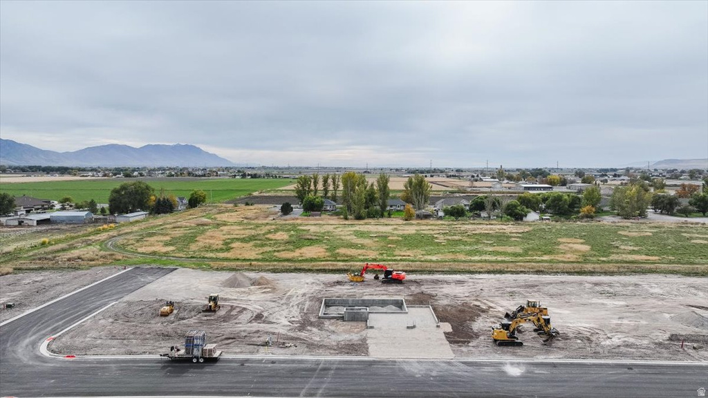 5055 W 10200 N Elwood, UT 84337