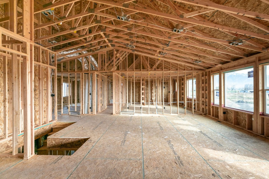 5055 W 10200 N Elwood, UT 84337