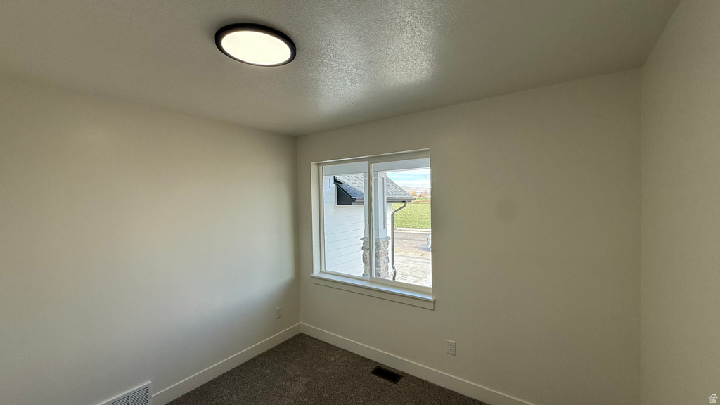 5055 W 10100 N Elwood, UT 84337