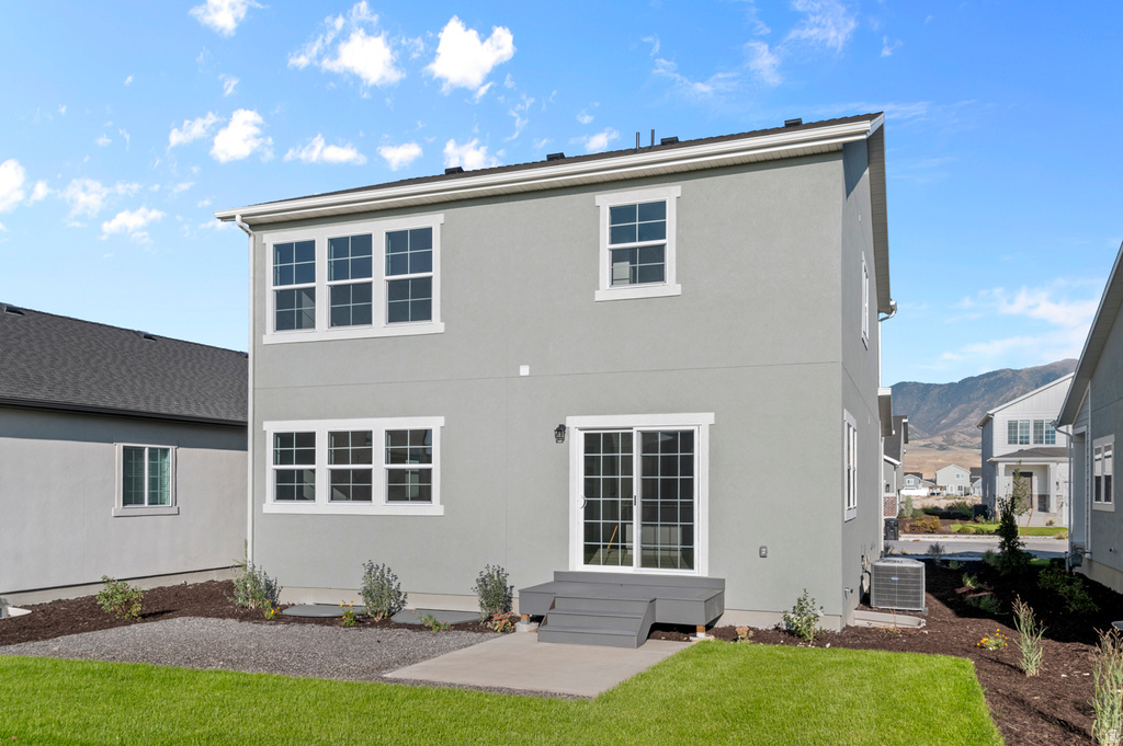 5647 N GOLDFINCH LN Stansbury Park, UT 84074