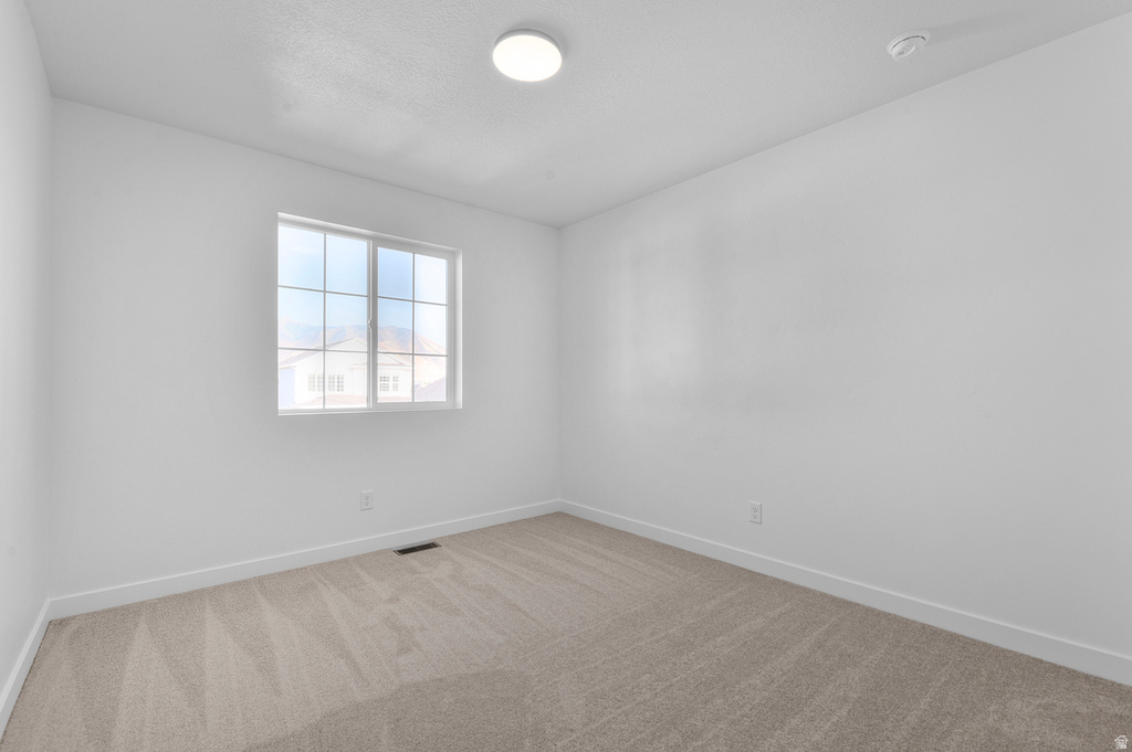 5647 N GOLDFINCH LN Stansbury Park, UT 84074