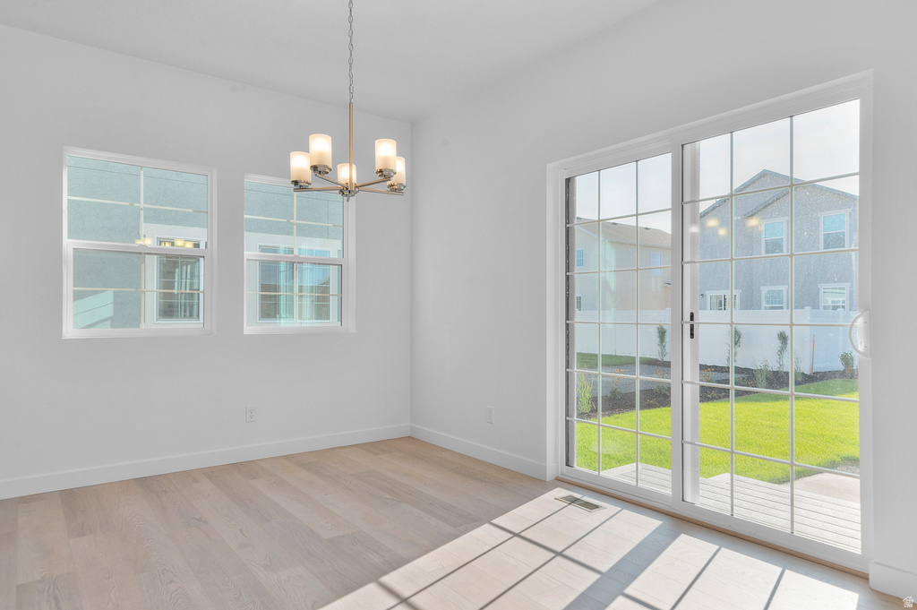 5647 N GOLDFINCH LN Stansbury Park, UT 84074