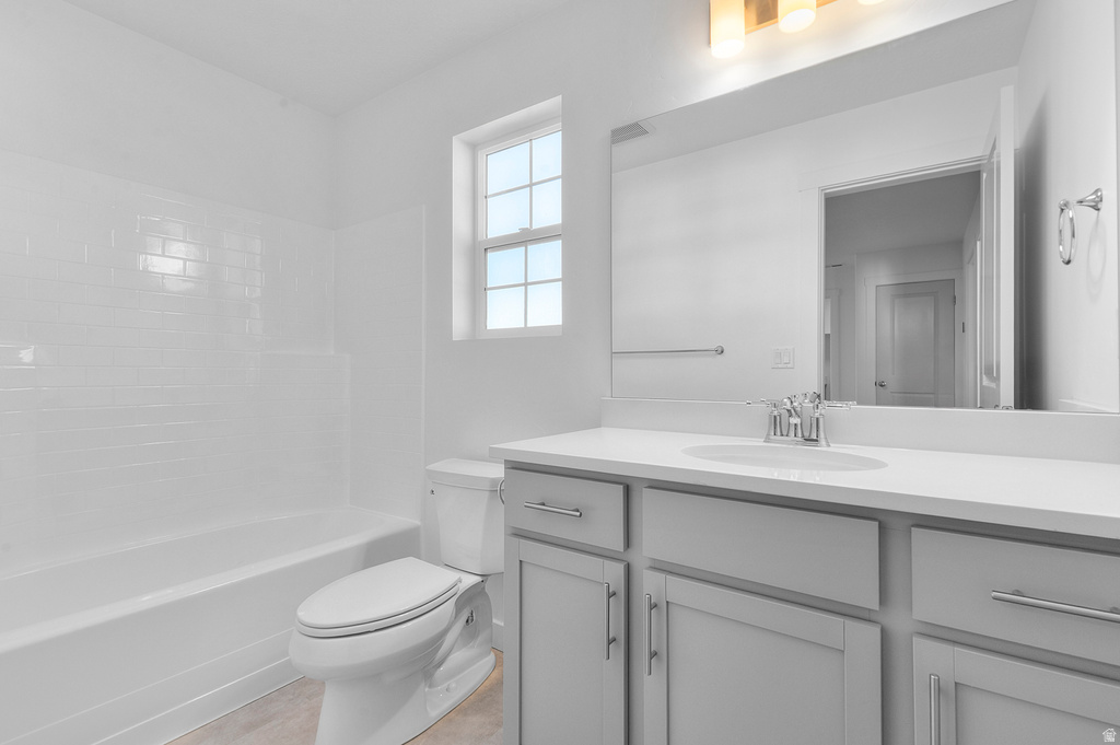 5647 N GOLDFINCH LN Stansbury Park, UT 84074