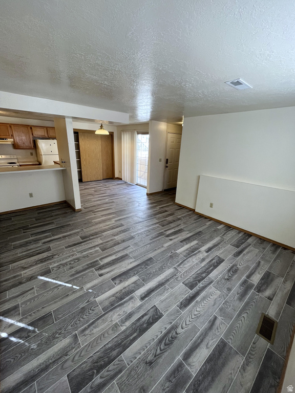 Photo 3 for MLS #2119941 at 165 Monroe Blvd