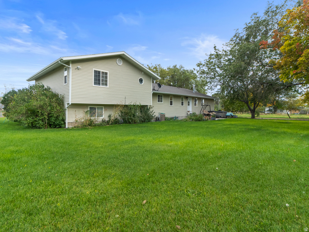 9515 N 11600 W Thatcher, UT 84337