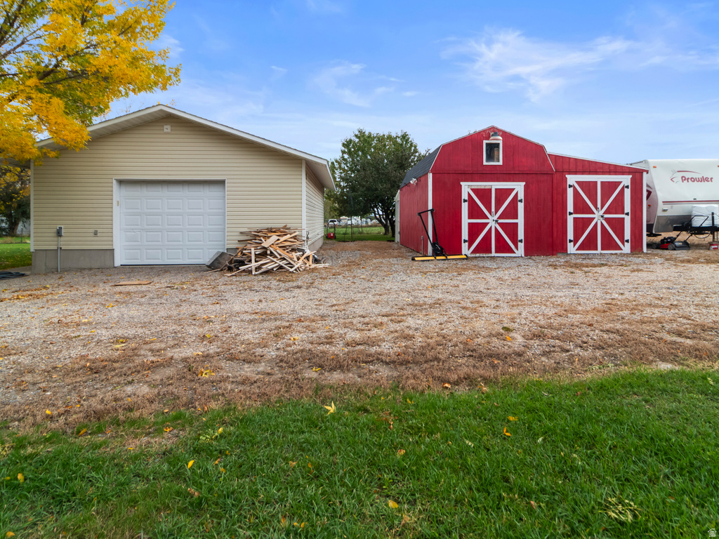 9515 N 11600 W Thatcher, UT 84337