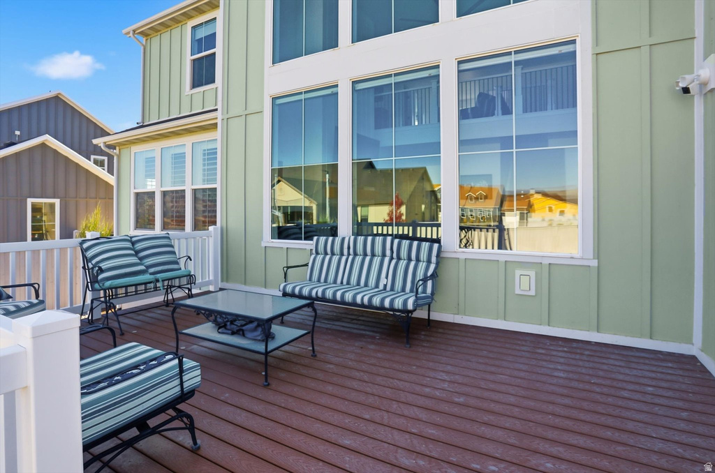 656 HERALD DR Saratoga Springs, UT 84045