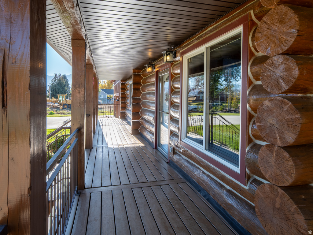 7768 E 1075 N Huntsville, UT 84317