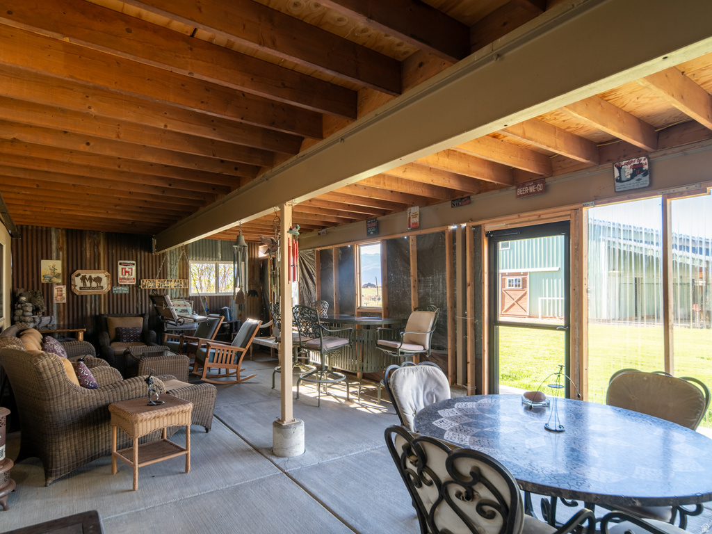 7768 E 1075 N Huntsville, UT 84317