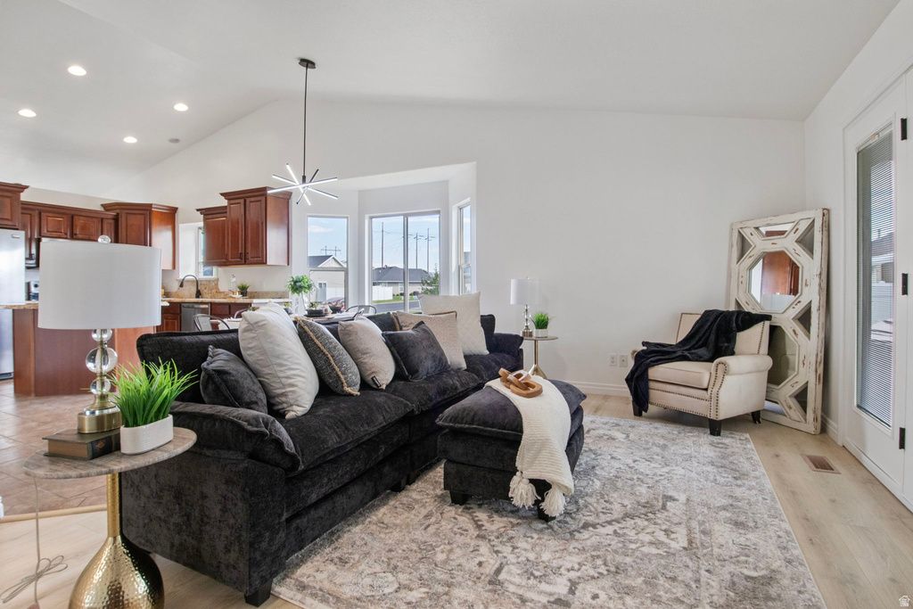 4593 PROMENADE DR Roy, UT 84067