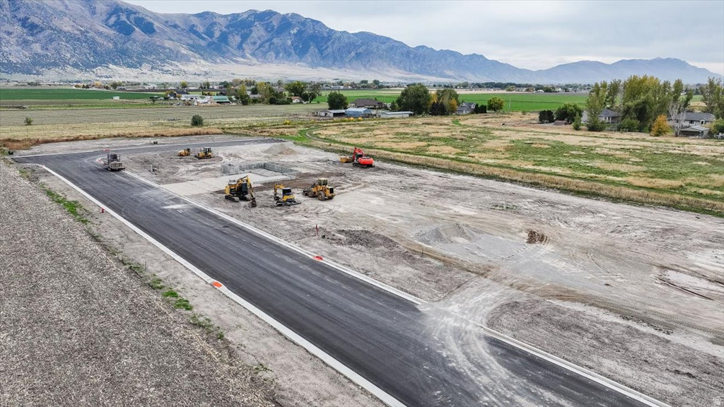 10120 N 5020 W Elwood, UT 84337