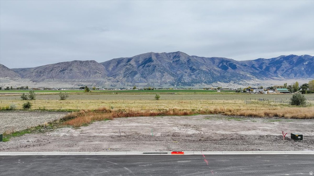 10120 N 5020 W Elwood, UT 84337