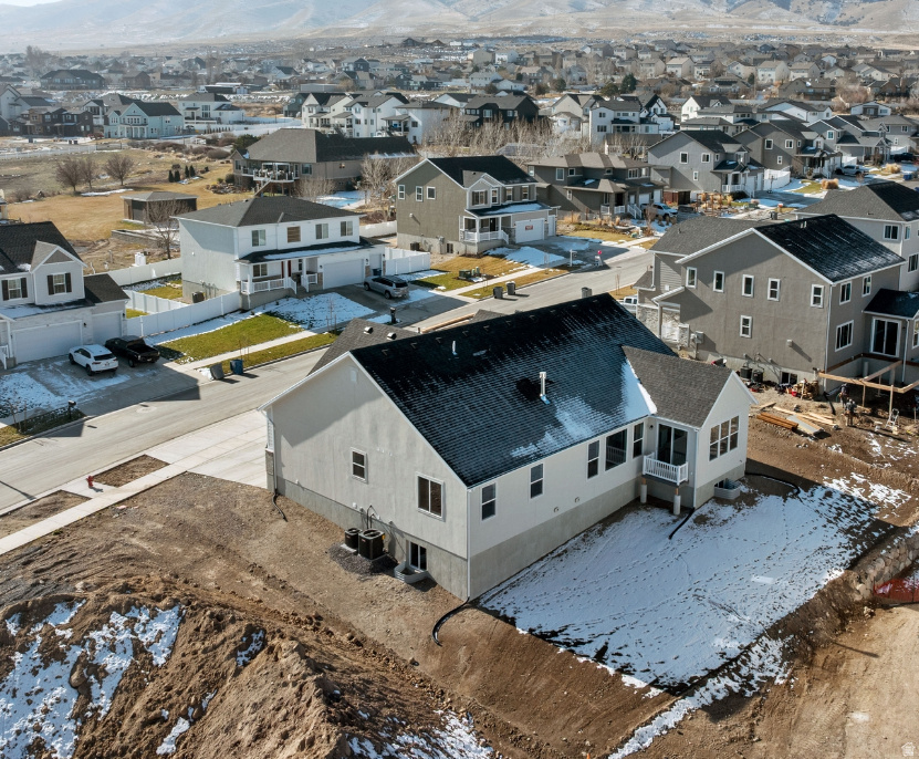 144 E HERON HILLS AVE #805 Saratoga Springs, UT 84045