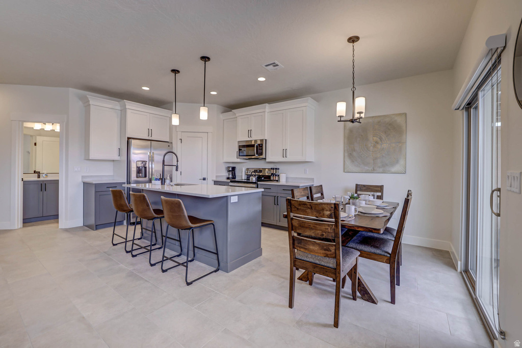 Photo 12 for MLS #2119964 at 1301 E Vista Roja Pl