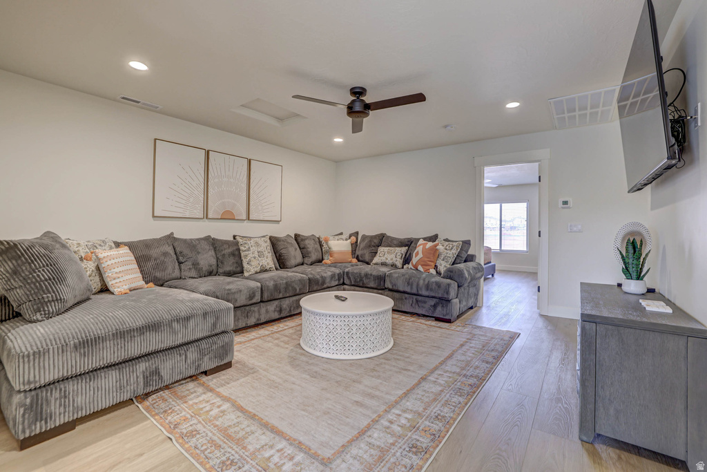 Photo 20 for MLS #2119964 at 1301 E Vista Roja Pl