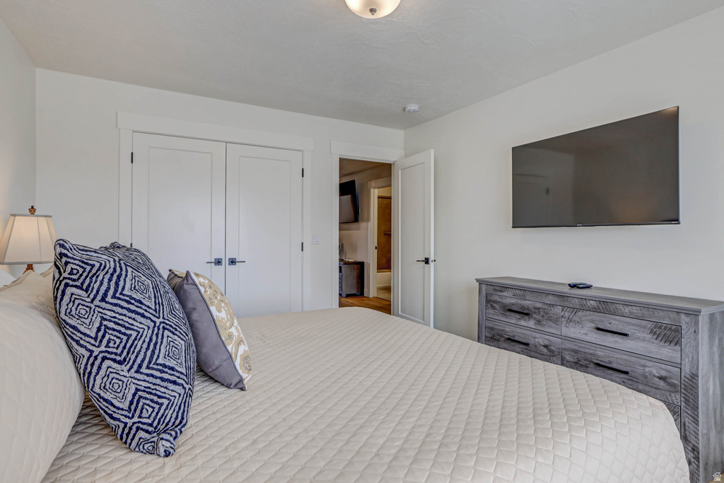 Photo 29 for MLS #2119964 at 1301 E Vista Roja Pl