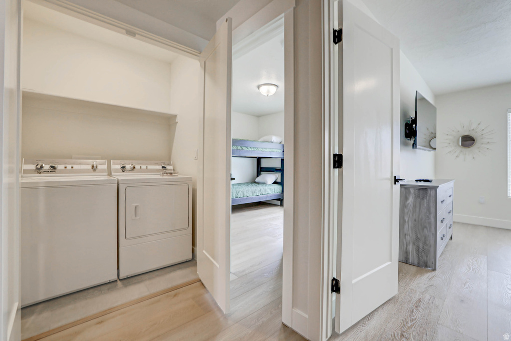 Photo 33 for MLS #2119964 at 1301 E Vista Roja Pl