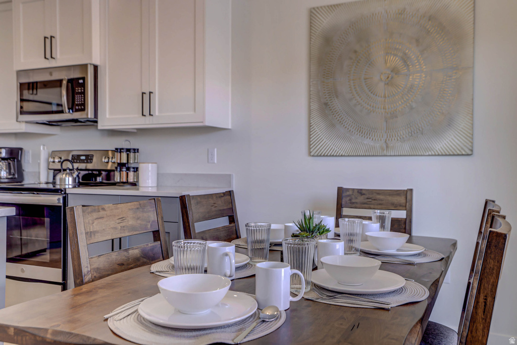 Photo 15 for MLS #2119964 at 1301 E Vista Roja Pl