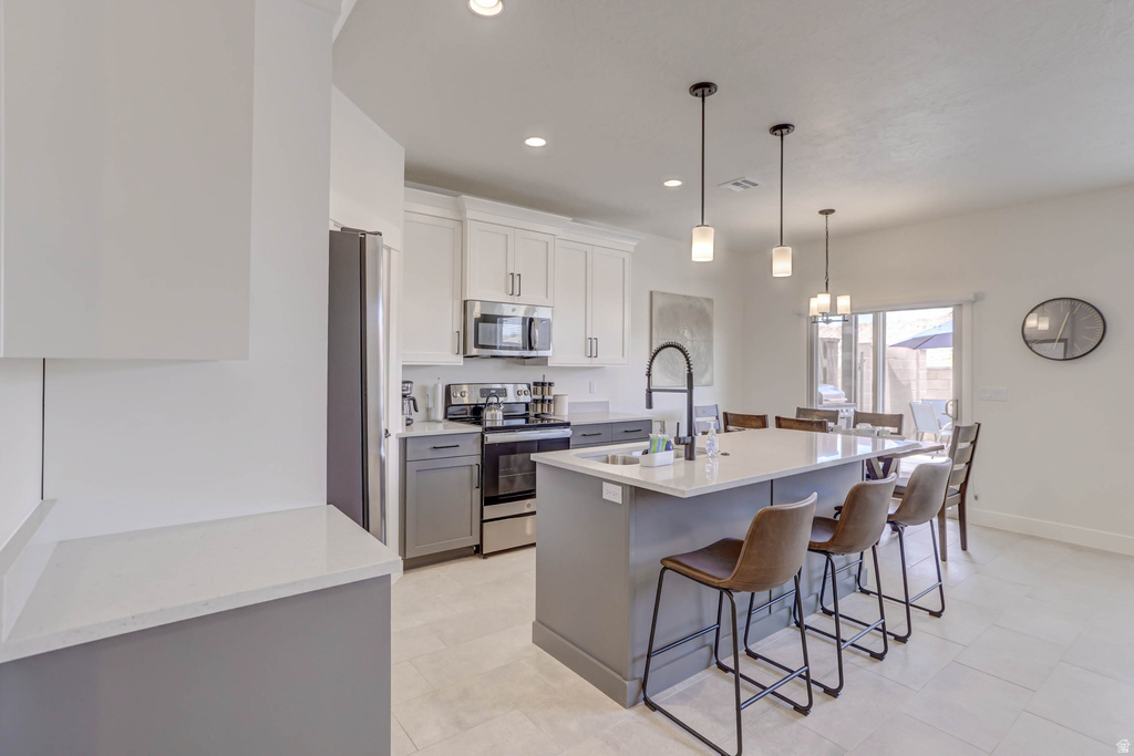 Photo 9 for MLS #2119964 at 1301 E Vista Roja Pl