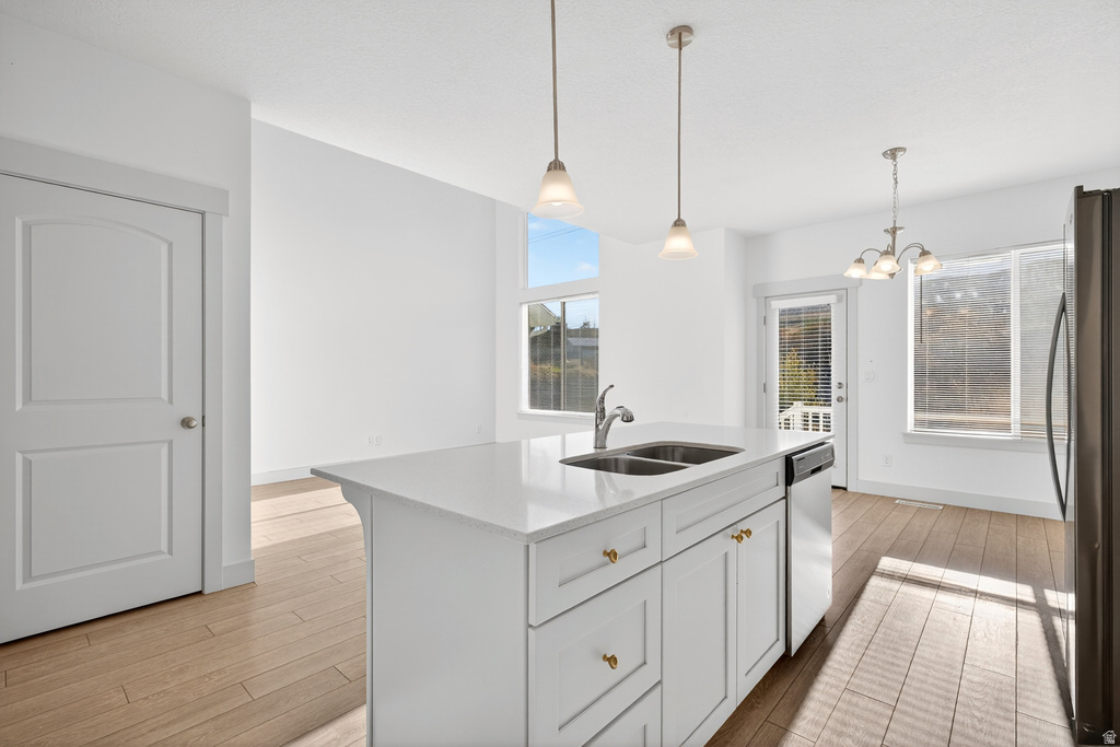 16436 S BULL SPRING LN Bluffdale, UT 84065