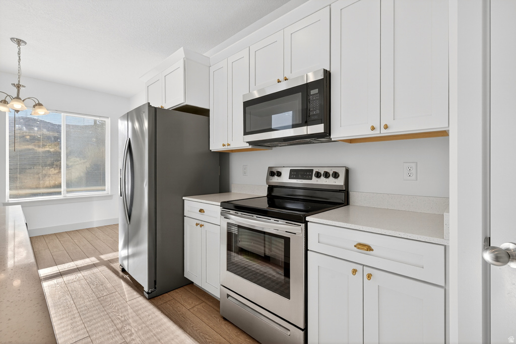 16436 S BULL SPRING LN Bluffdale, UT 84065