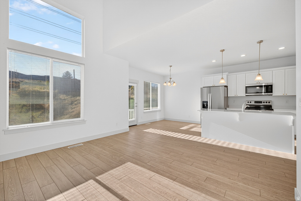 16436 S BULL SPRING LN Bluffdale, UT 84065