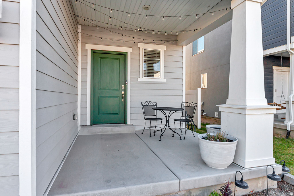 Photo 4 for MLS #2119969 at 1137 E Commodore Ln #43