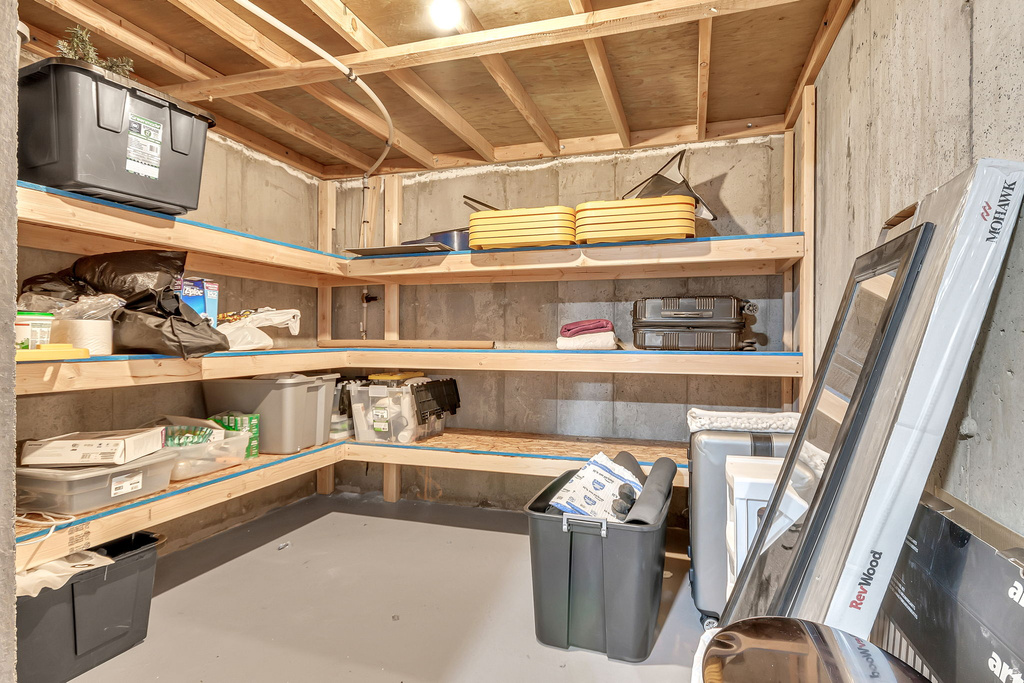 Photo 37 for MLS #2119969 at 1137 E Commodore Ln #43