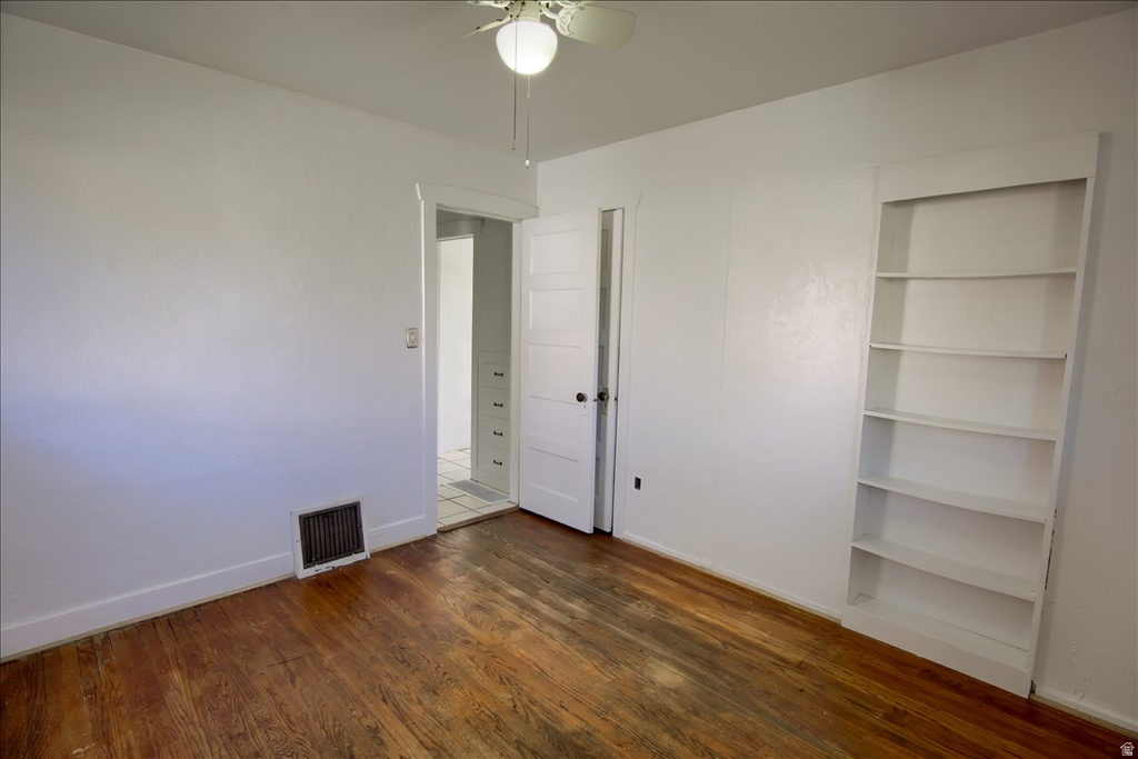 Photo 9 for MLS #2119975 at 863 S Lake St