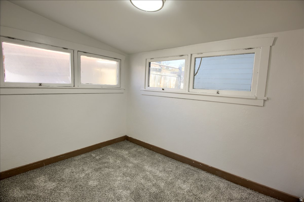 Photo 11 for MLS #2119975 at 863 S Lake St