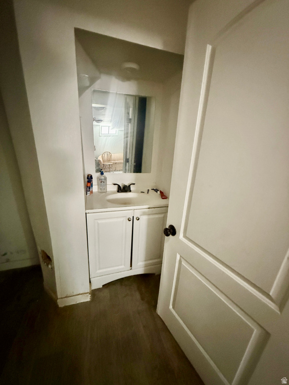 Photo 33 for MLS #2119976 at 835 E Franklin St