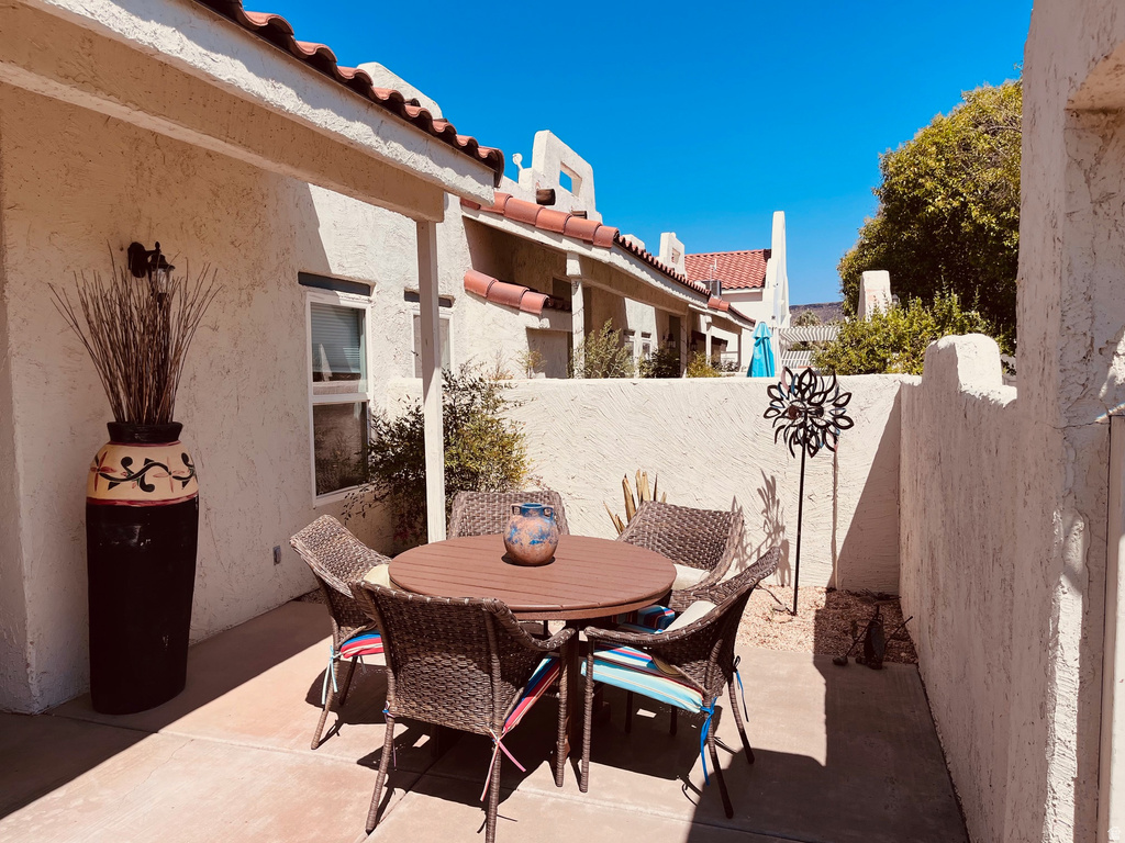 1999 W CANYON VIEW DR #44 St George, UT 84770