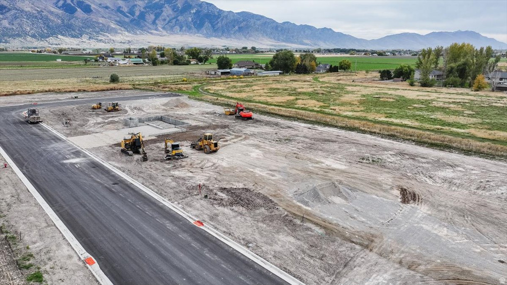 5069 W 10200 N Elwood, UT 84337