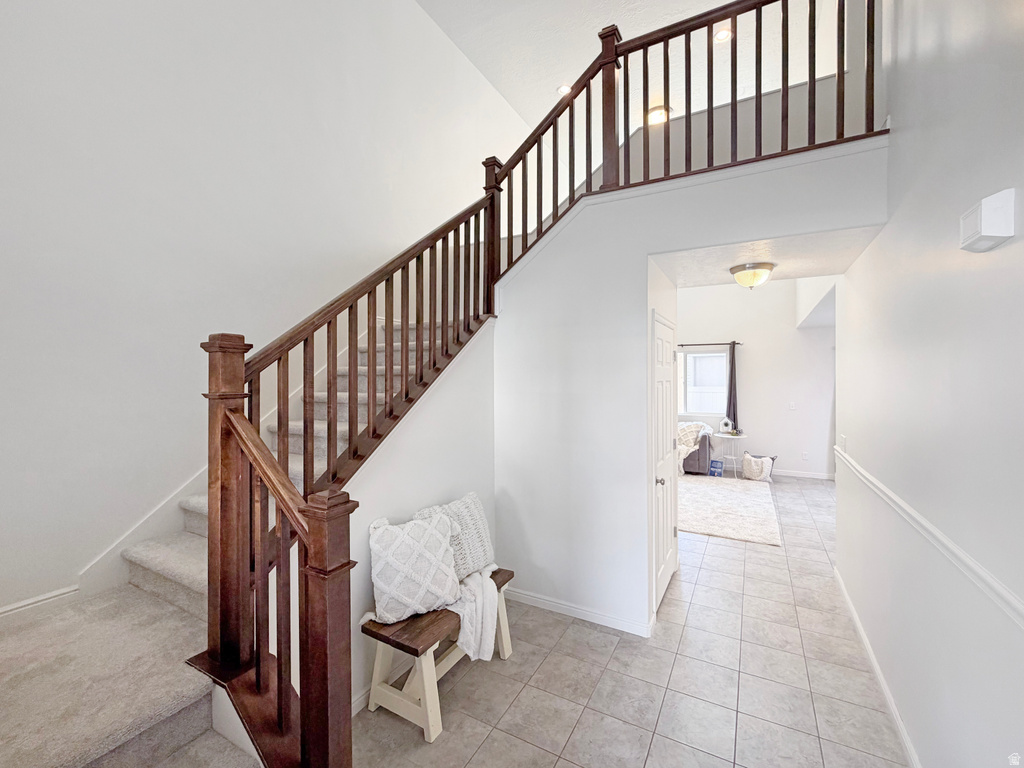 920 W STONEHAVEN DR North Salt Lake, UT 84054