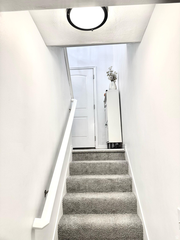 3992 E OFALLONS WAY Eagle Mountain, UT 84005