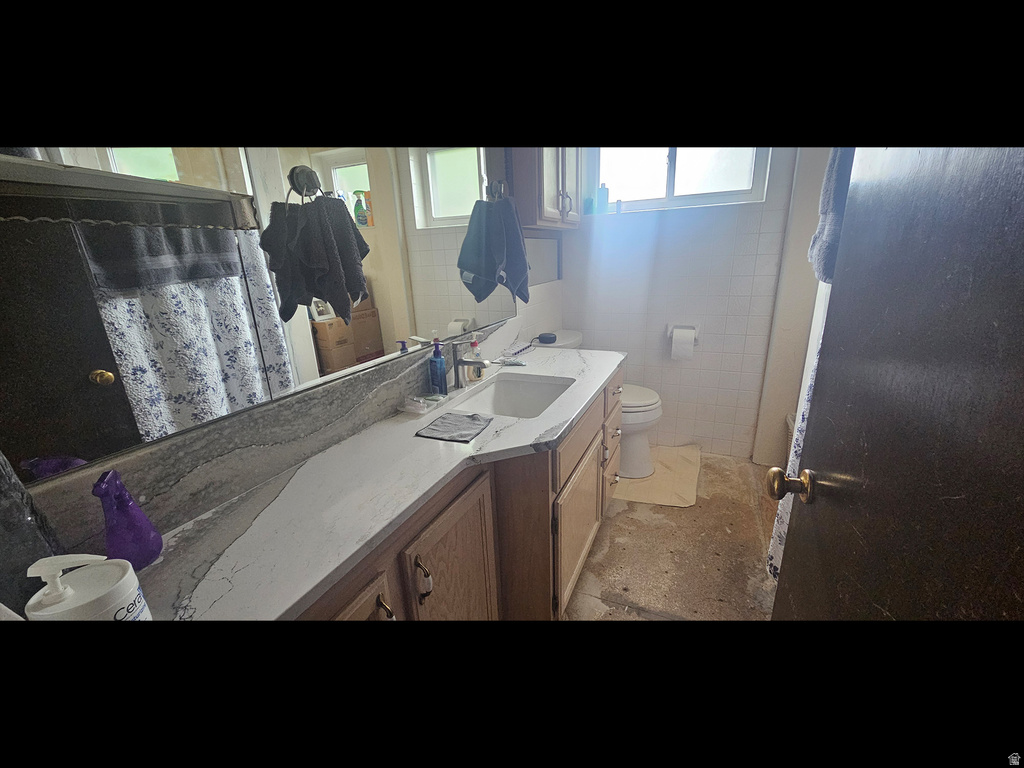 2132 W 800 N Clinton, UT 84015