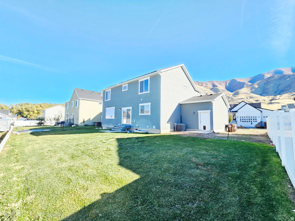 8483 N COLETTE ST Lake Point, UT 84074