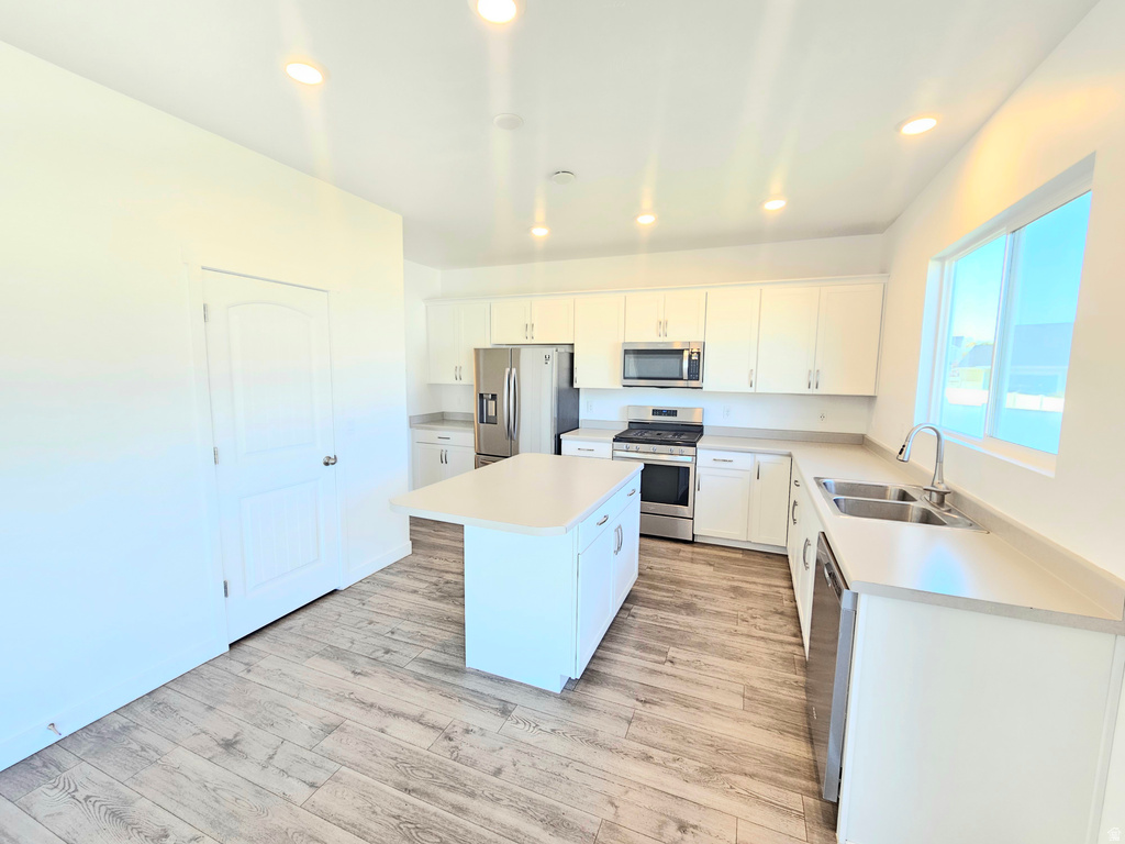 8483 N COLETTE ST Lake Point, UT 84074