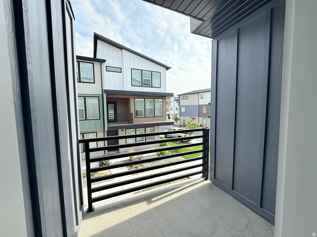 140 CHAMBORD CT Sandy, UT 84070