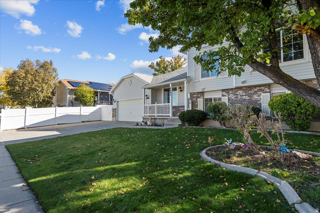 6647 W HERDON WAY West Valley City, UT 84128