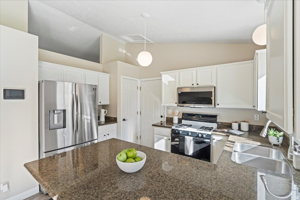 6647 W HERDON WAY West Valley City, UT 84128