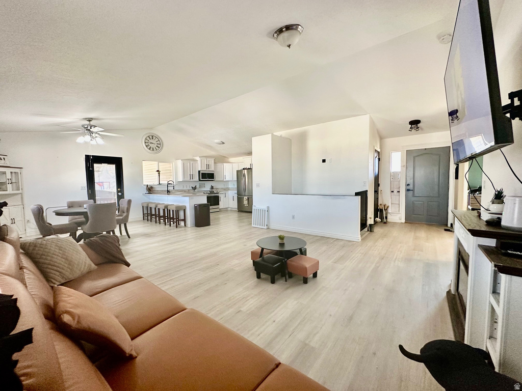 647 E 980 N Tooele, UT 84074